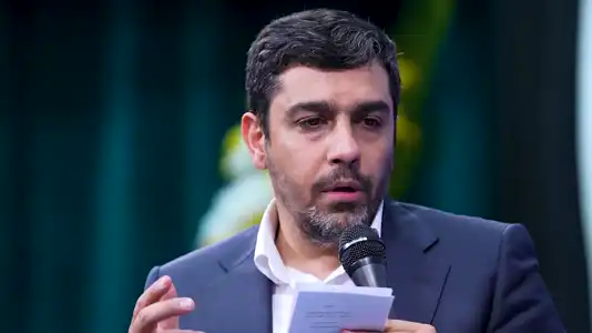 پیش‌نمایش ویدیوی بر صبح جهان سایه‌ی شر